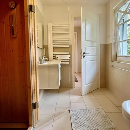 Lindenstr_ _lille Hus 1_ * Zingst