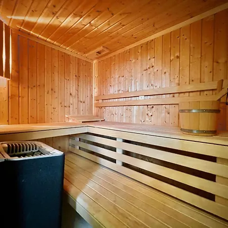 Casa de Férias Lindenstr_ _lille Hus 1_ Zingst